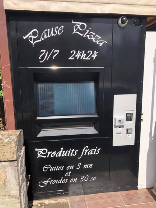 Logement A Brive Avec Terrasse Et Climatisation - Pres De La Gare Et Du Centre-Ville - Wifi Et Stationnement Gratuit Buitenkant foto