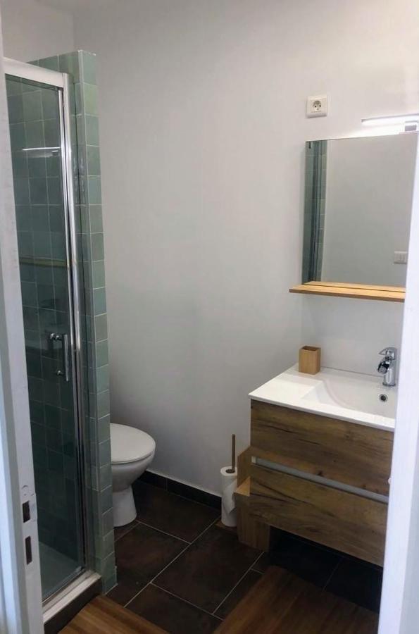 Logement A Brive Avec Terrasse Et Climatisation - Pres De La Gare Et Du Centre-Ville - Wifi Et Stationnement Gratuit Buitenkant foto